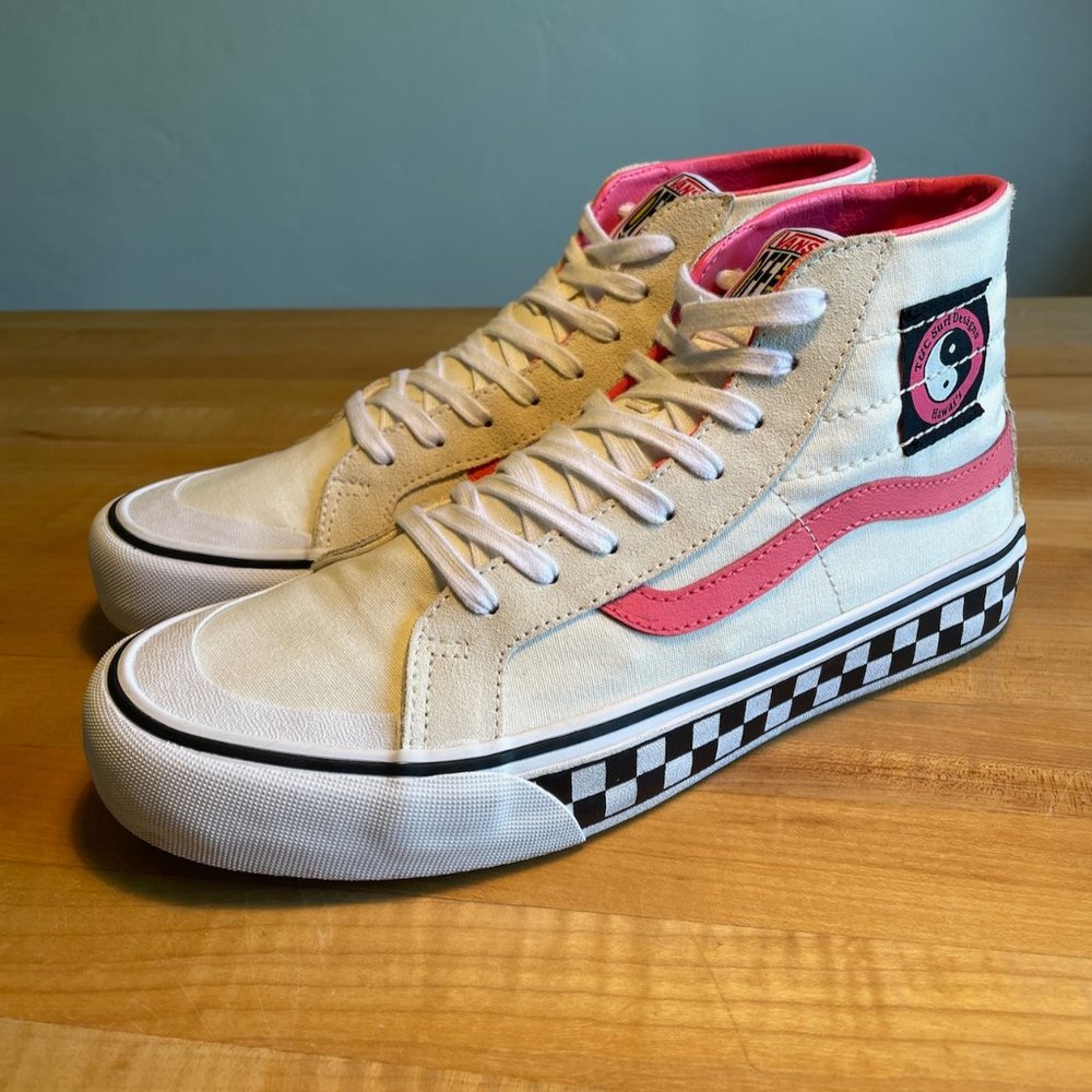 Vans x T&C Surf Designs Sk8-Hi 138 Yin Yang Pink Cream Black Check Mens 9